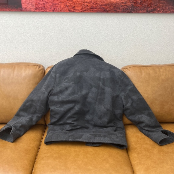 SLATE & STONE Camouflage Sherpa Snap Button Coat - Picture 5 of 5